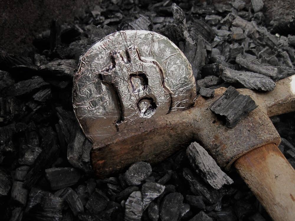 BIT Mining's expansion into Dogecoin and Litecoin triples Bitcoin mining profit