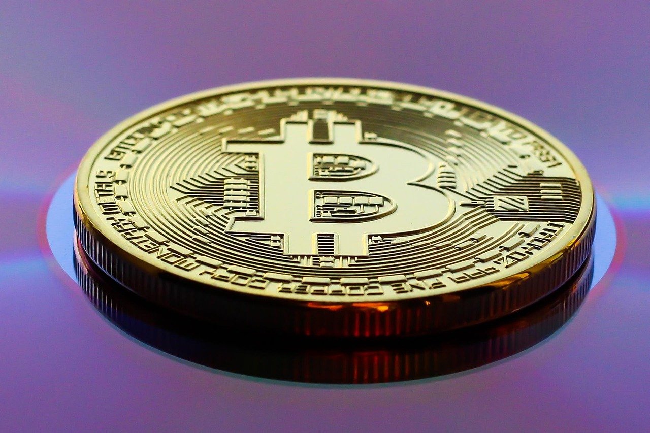 Economist Who Predicted Bitcoin Would Go To $100 Before $100,000 Returns