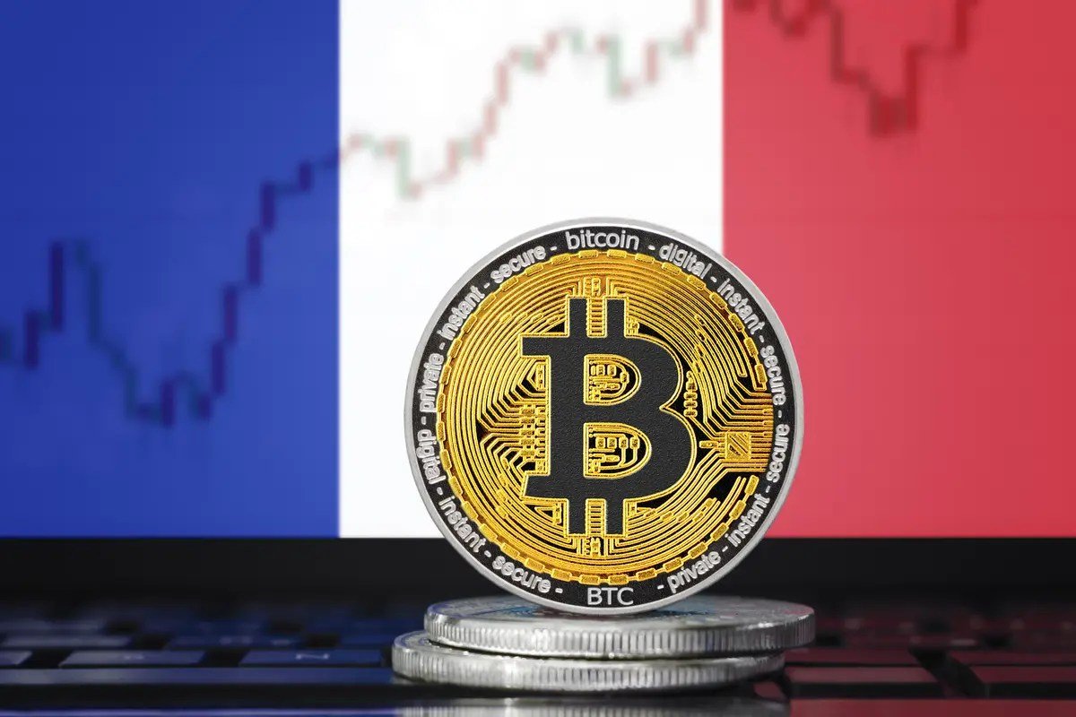 Francúzsko Bitcoin národná rezerva 2 % BTC